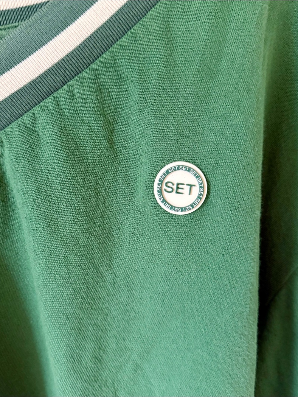 SET Active Varsity Striped Cropped V-neck Logo Sweatshirt in Court Green - M - Picture 3 of 5